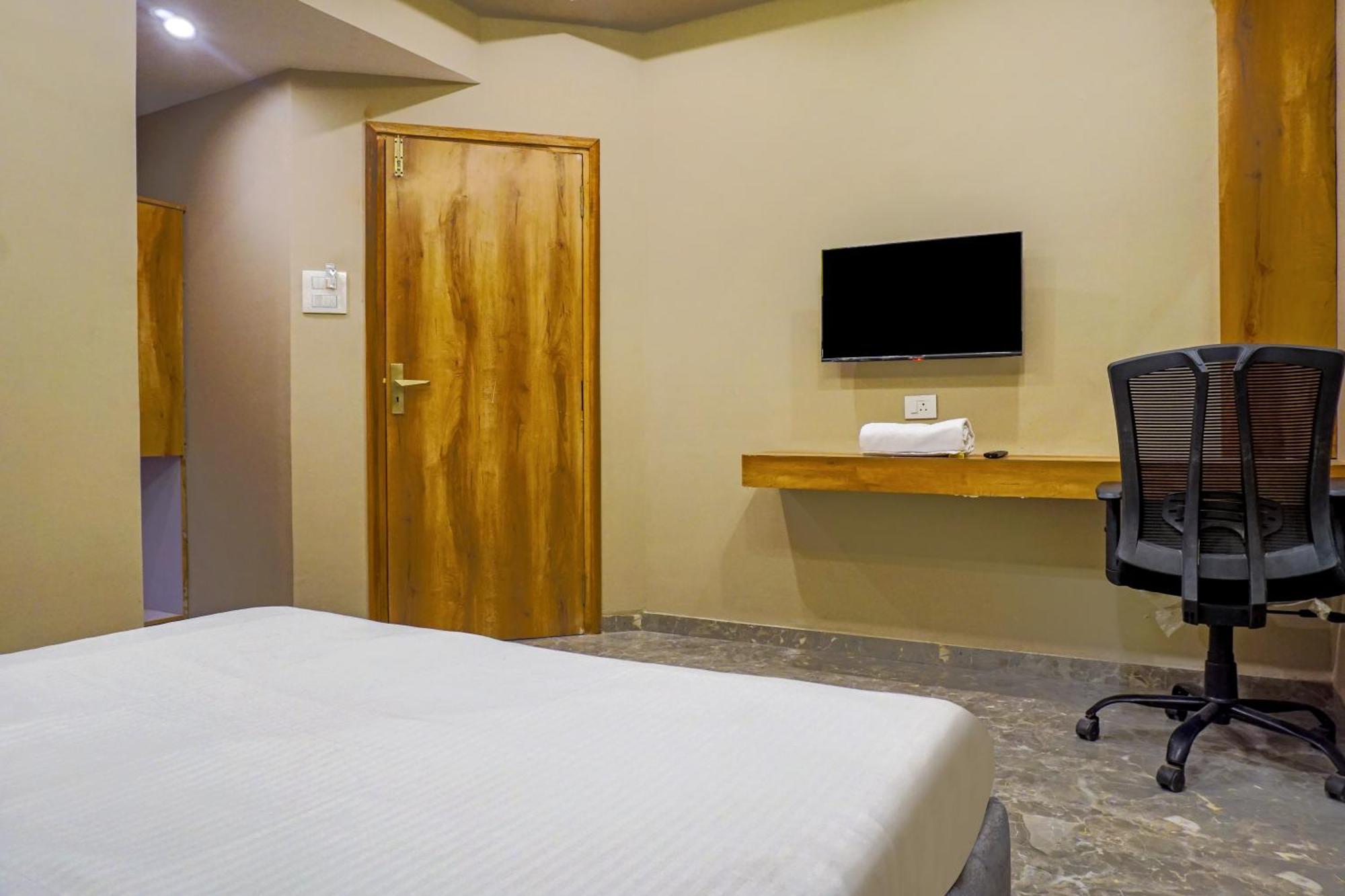 Nest Hotel Bombaj